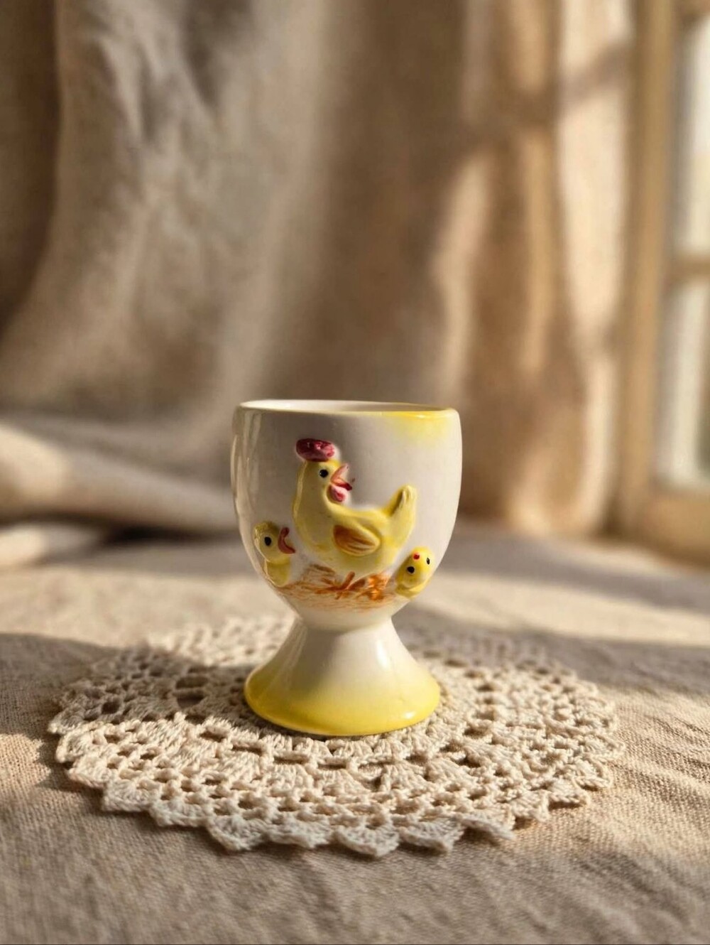 Vintage Giftcraft Toronto Ceramic Egg Cup - 3D Hen & Chicks, Made in Japan